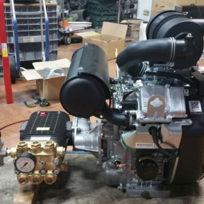 Moteur briggs stratton 31CV + pompe comet